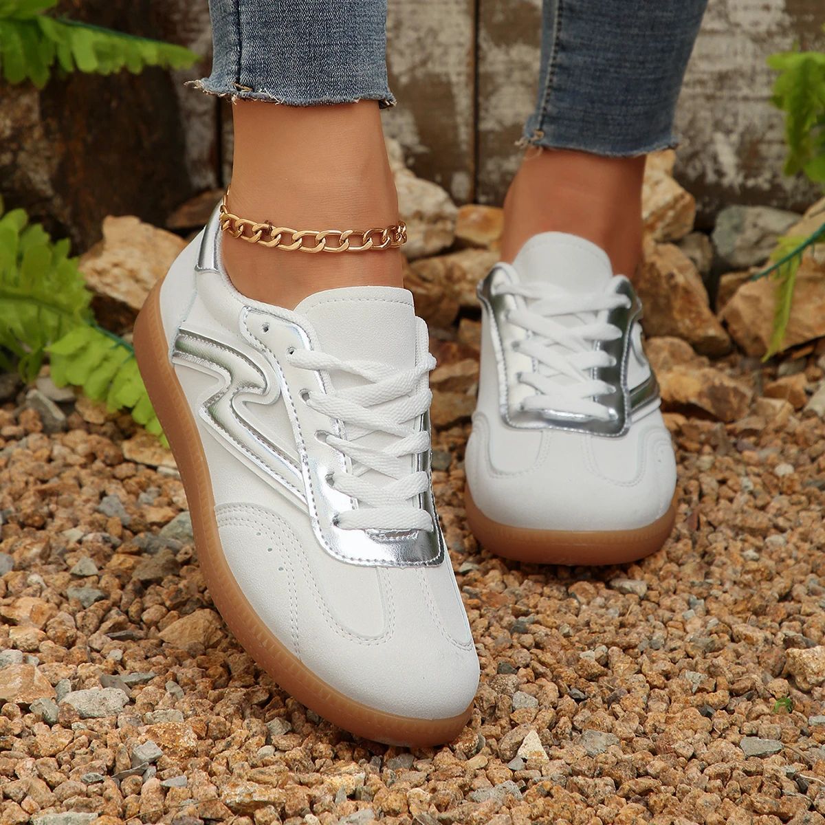 Bzqbzx - Women's Low Top Sneakers 2