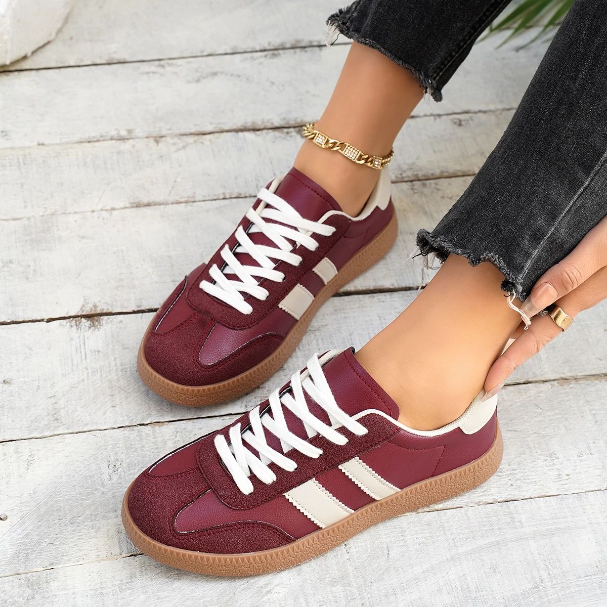 Bzqbzx - Women's Low Top Sneakers 4