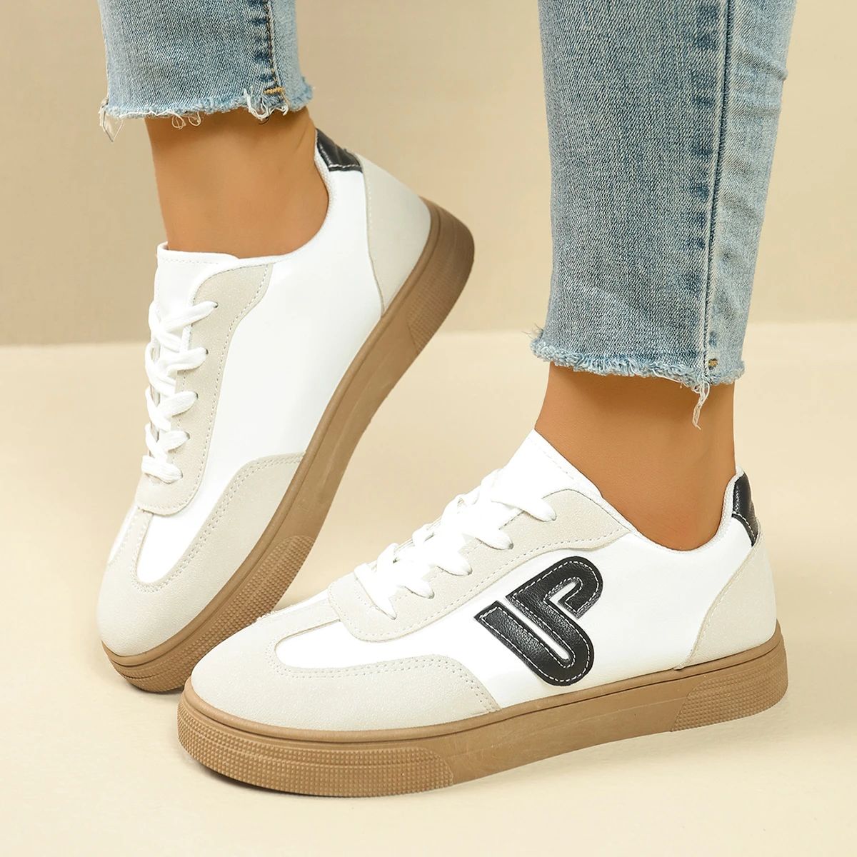 Lightweight Women's Casual Skate Shoes for Everyday Comfortable Wear Bzqbzx - Women's Low Top Sneakers 1