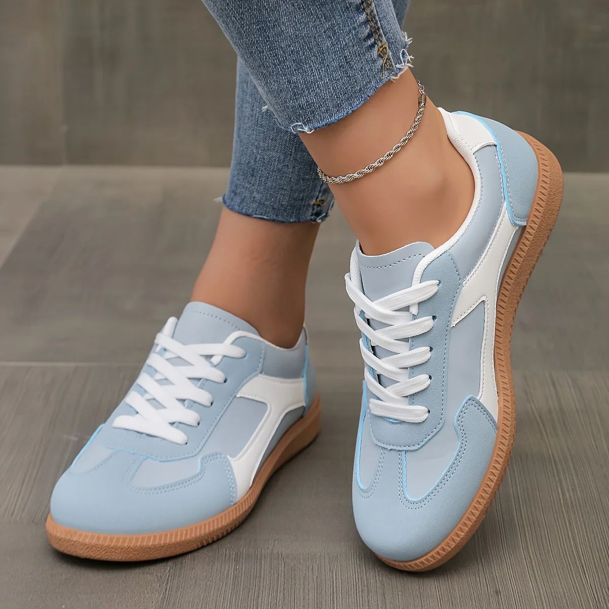 Breathable Women's Vulcanized Sneakers for Comfortable Everyday Walking Breathable Women's Vulcanized Sneakers for Comfortable Everyday Walking