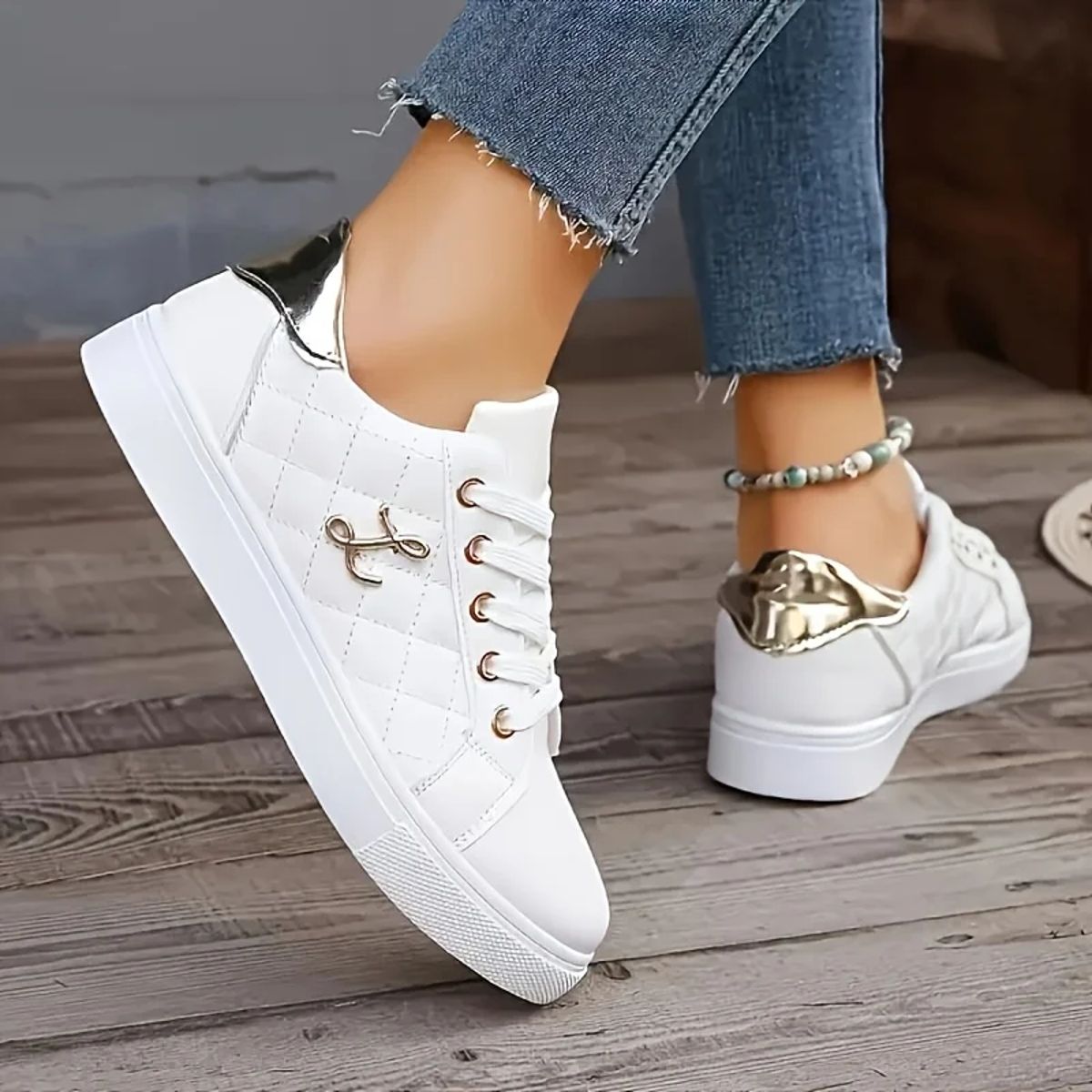 Women's Low-Cut Lace-Up Sneakers for Comfortable Walking