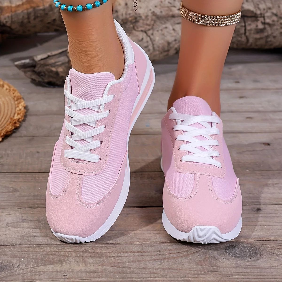 Bzqbzx - Women's Low Top Sneakers 1