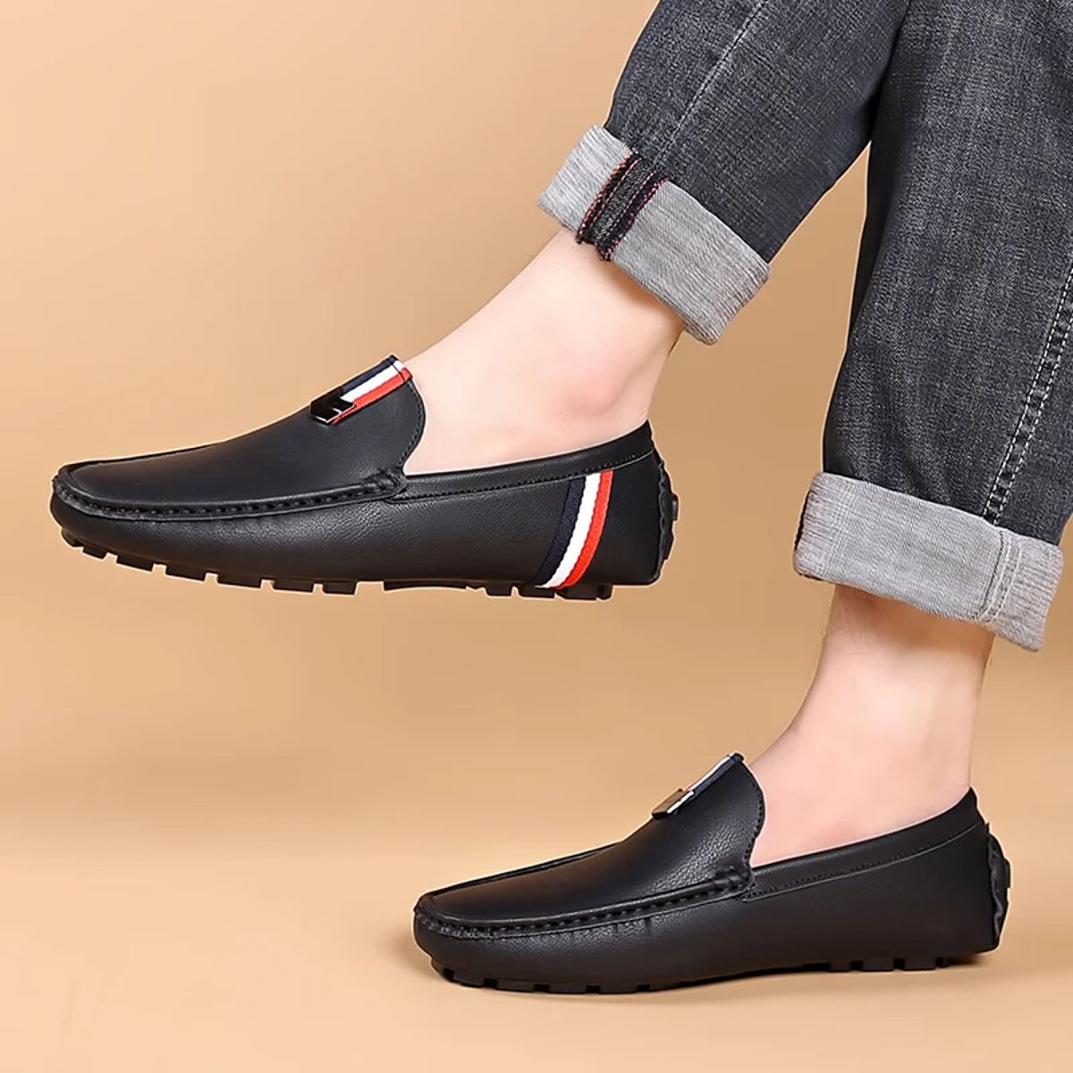 Men’s Breathable Leather Loafers Lightweight Anti-Slip Casual Driving Shoes