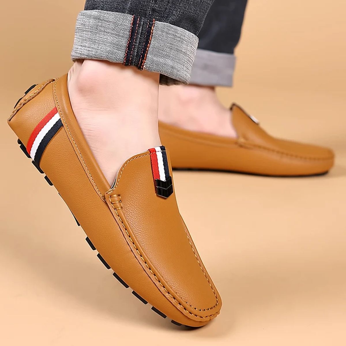 Men’s Breathable Leather Loafers Lightweight Anti-Slip Casual Driving Shoes