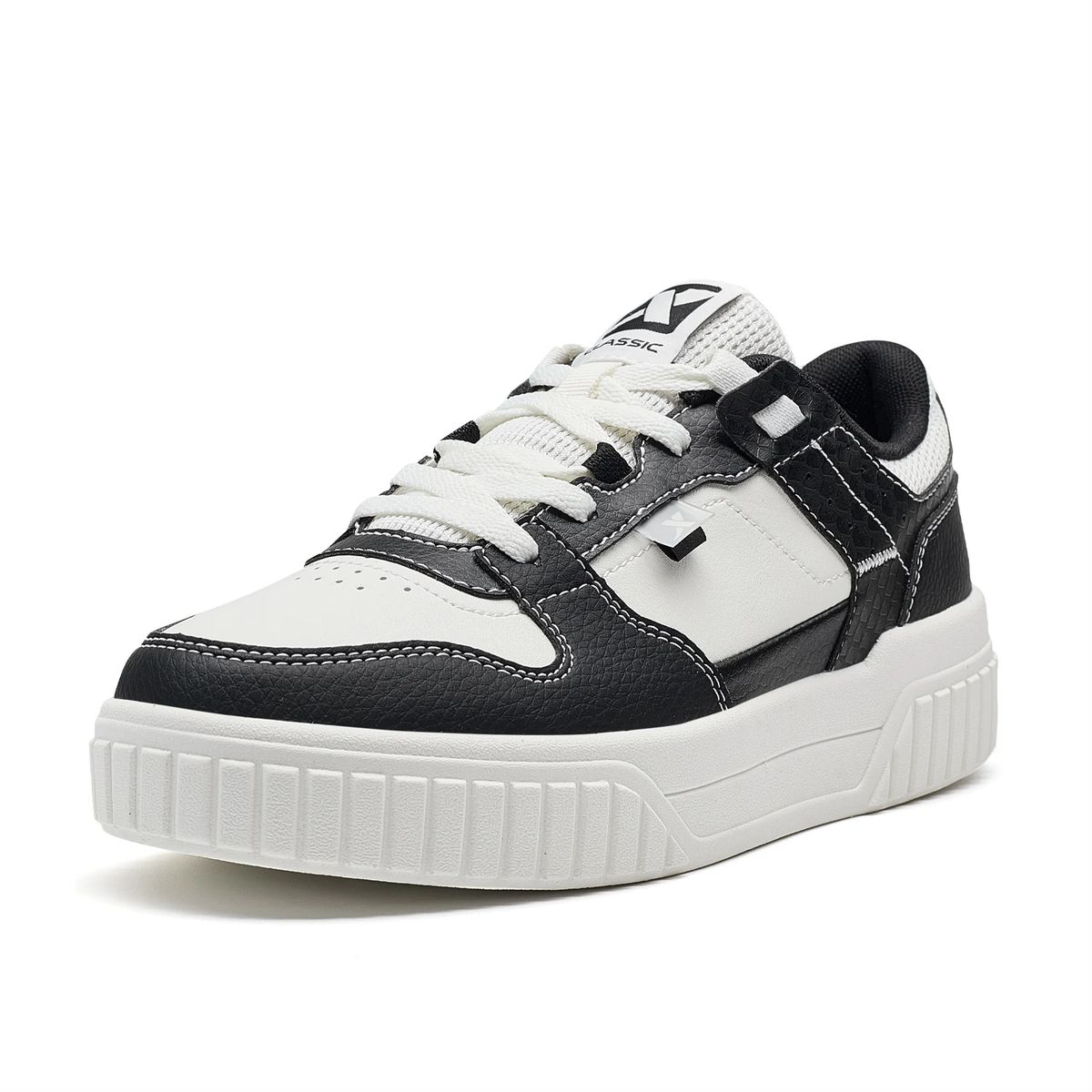 Xtep - Women's Low Top Sneakers 11