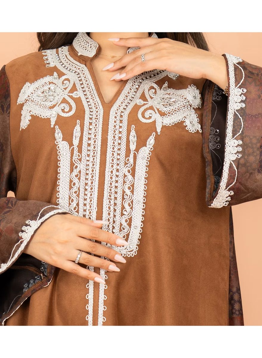 Mandarin Colar White Embroidery Work Winter Jalabiya IKKXA - Women's Jalabiyas 37