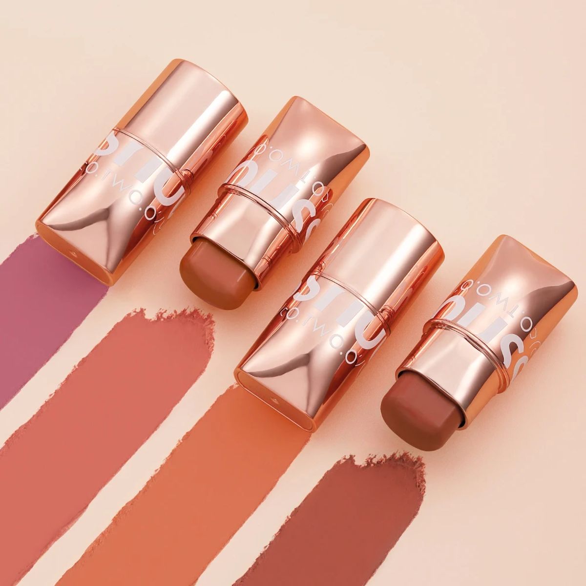 O.TWO.O - Women's Lips 4