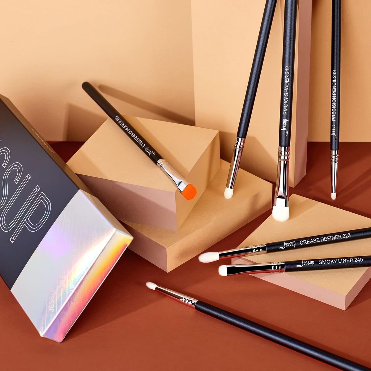 Jessup 7-Piece Eyeshadow Brush Set for Professional Smoky Eye Looks