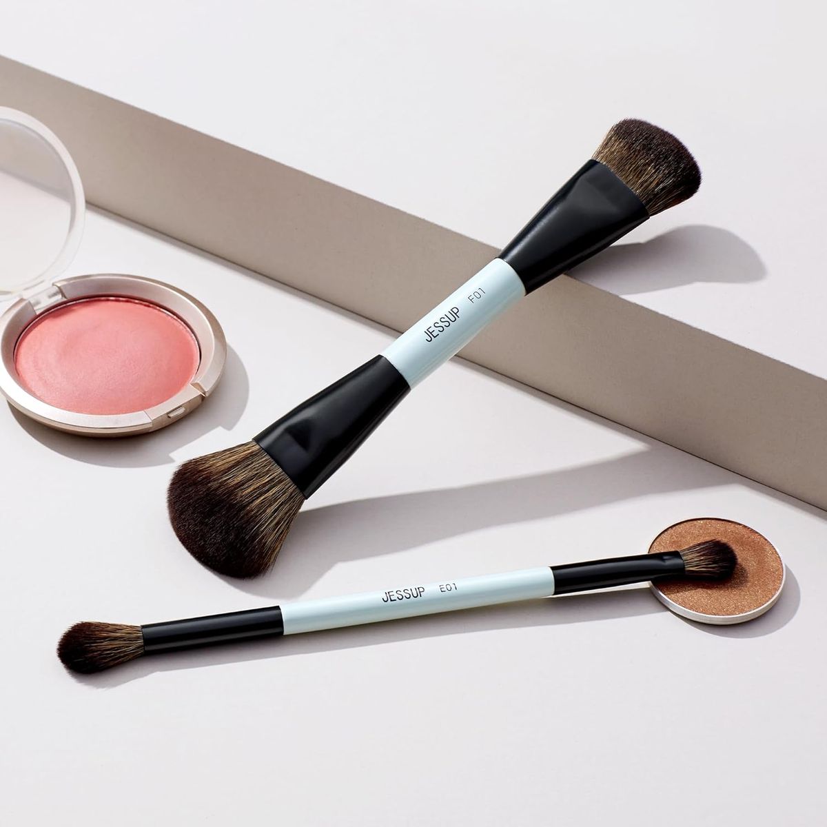 Jessup 2-Piece Double-Ended Makeup Brush Set Bright Cyan Multi-Use Jessup 2-Piece Double-Ended Makeup Brush Set Bright Cyan Multi-Use