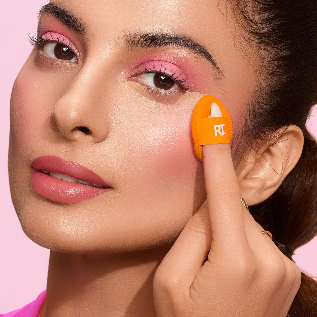 Real Techniques Mini Miracle Concealer Puffs 6 Counts