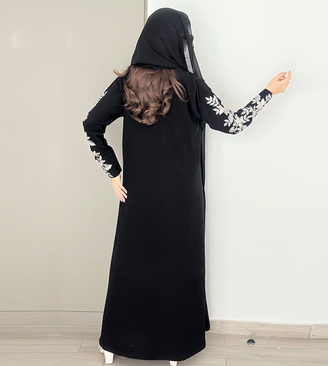 Rosette Abaya - Women's Abayas 2