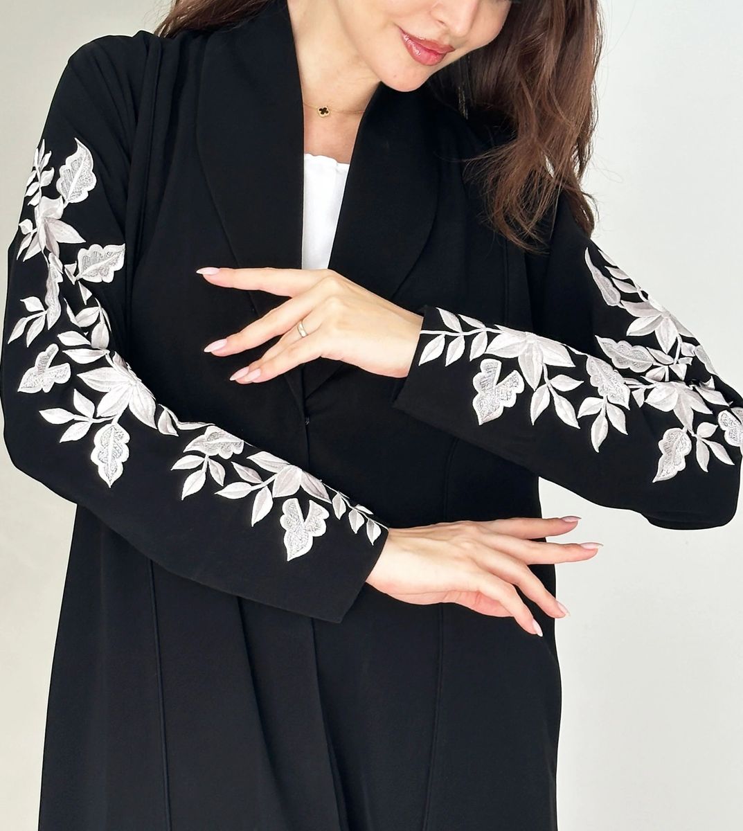 Rosette Abaya - Women's Abayas 3