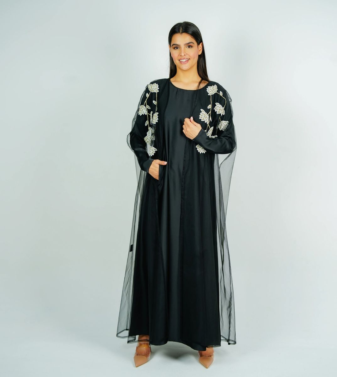 Luxurious Tulip-Embroidered Tulle Abaya with Matching Inner Dress Rosette Abaya - Women's Abayas 5