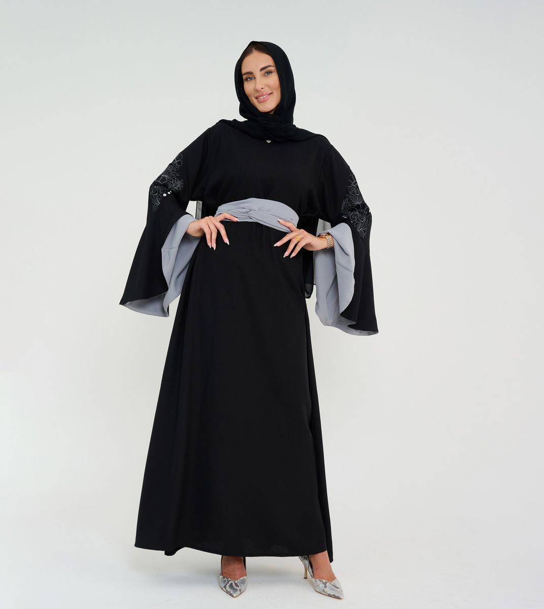 Black Abaya With French Cut Flowing Grey Sleeves With Embroidery