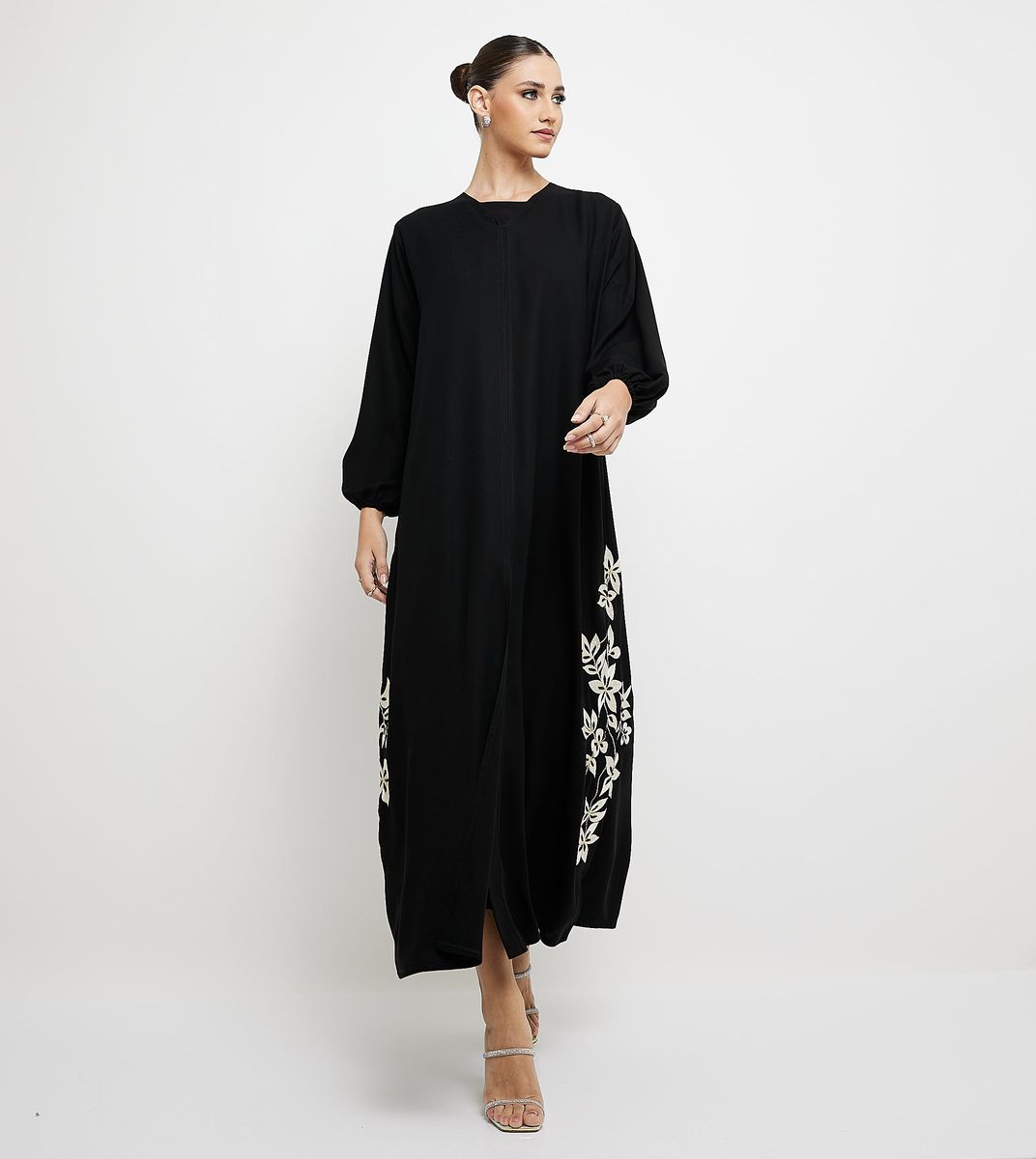Embellished Abaya With Embroidery With Elastic Sleeves Embellished Abaya With Embroidery With Elastic Sleeves