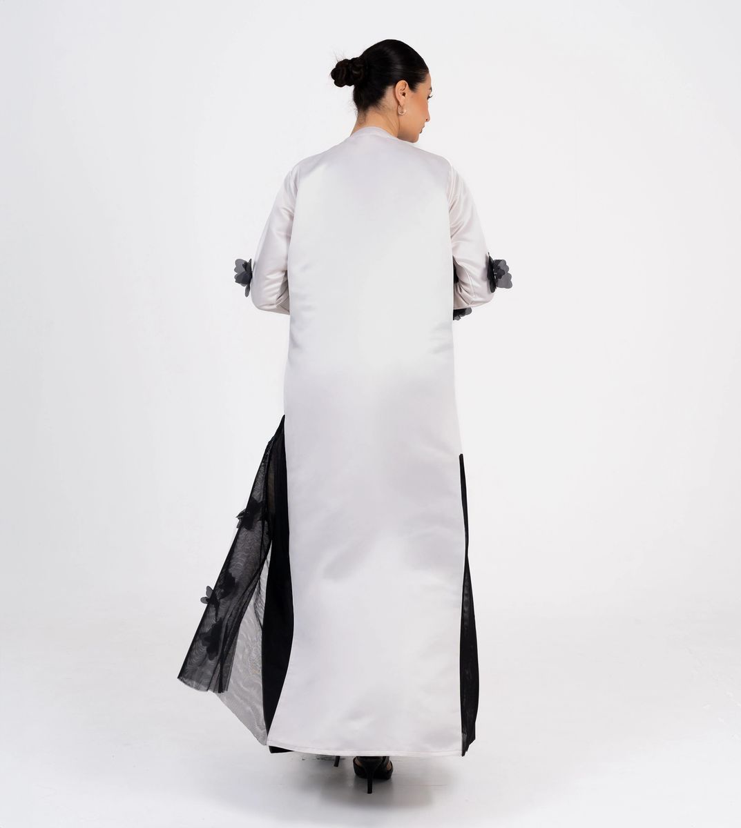 Rosette Abaya - Women's Abayas 2