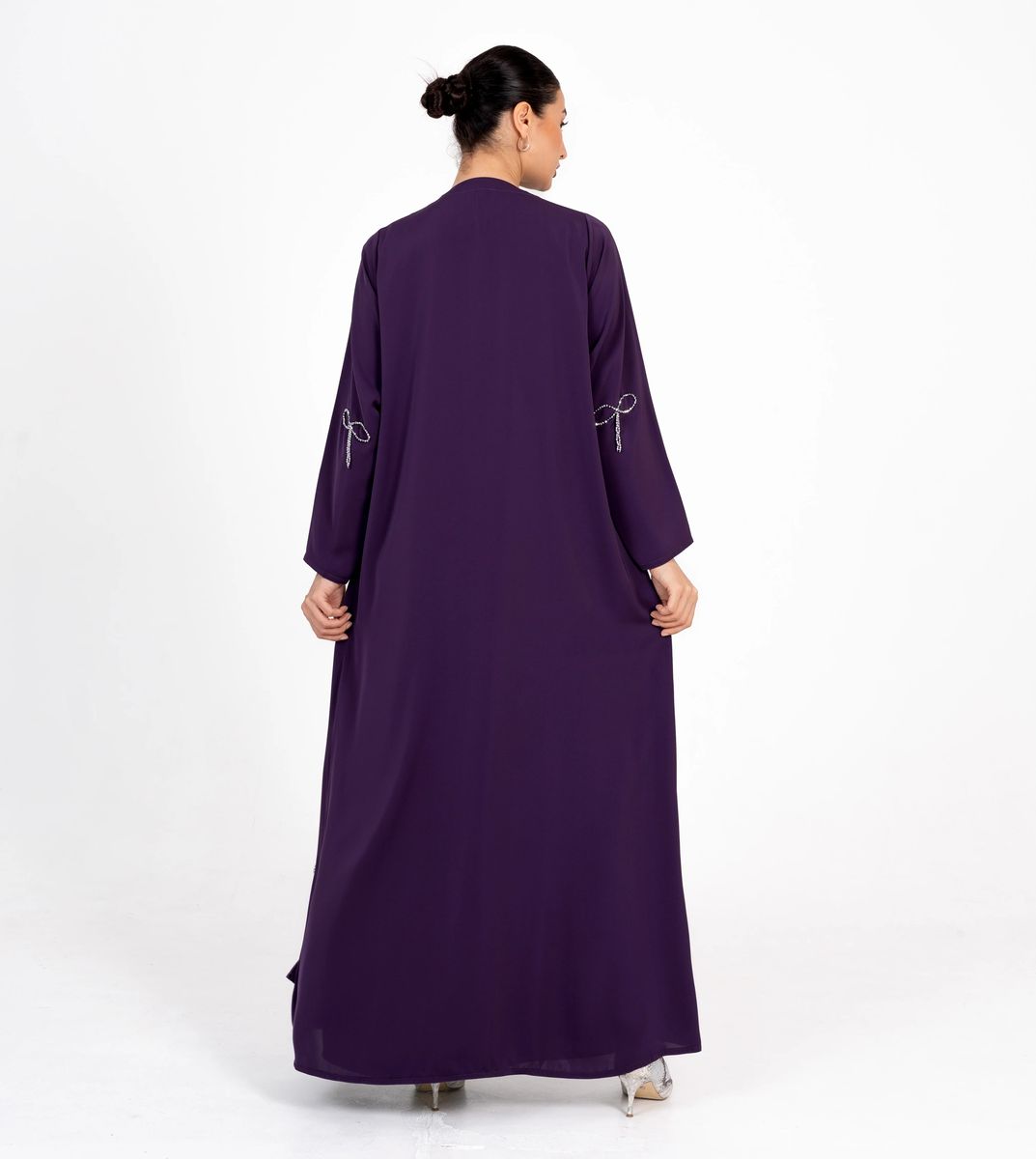 Abaya With Fionka Embroidery With Wide Sleeves - Purple Abaya With Fionka Embroidery With Wide Sleeves - Purple