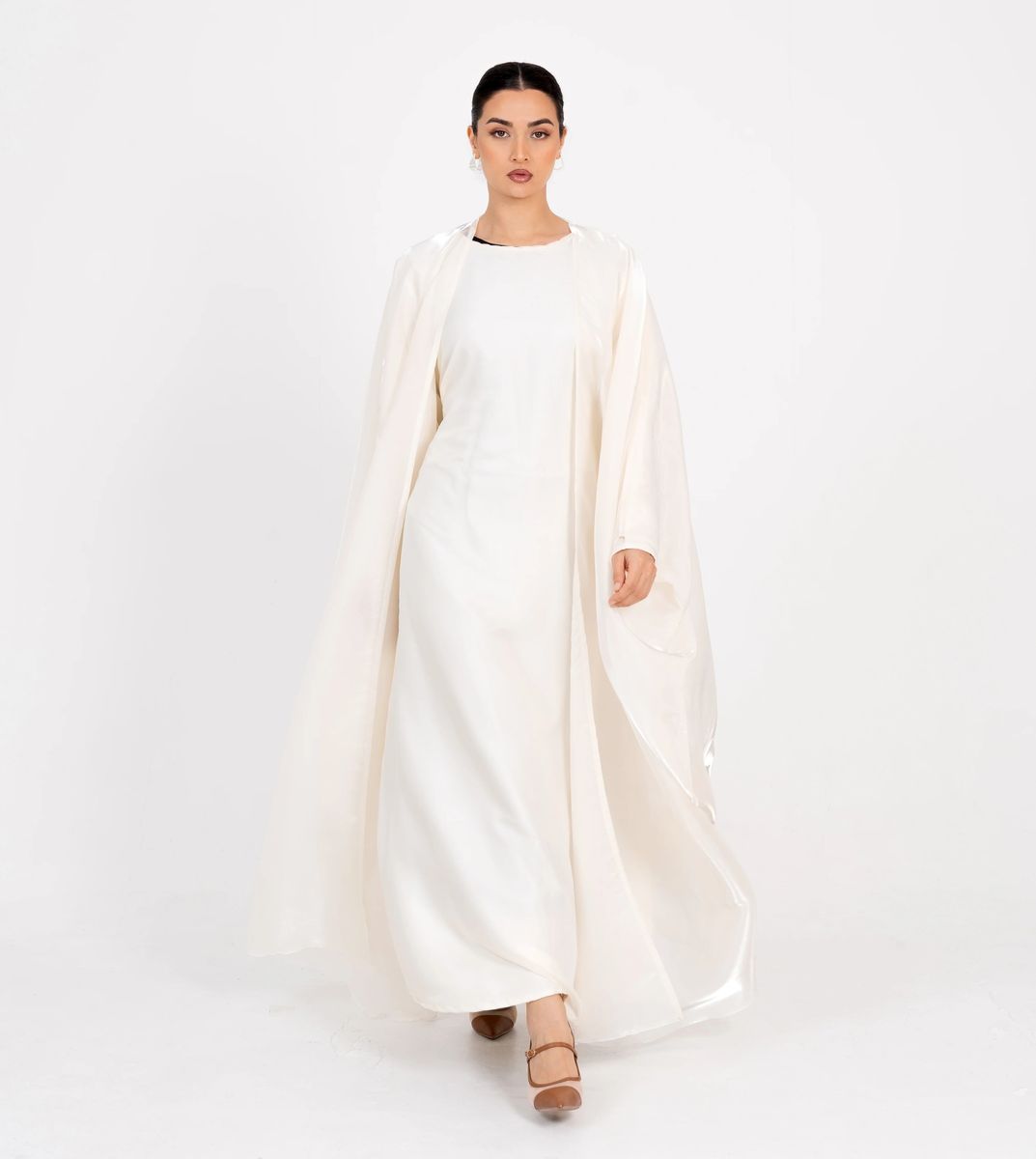 Off White Bisht Abaya Set - 2 Piece Rosette Abaya - Women's Abayas 5