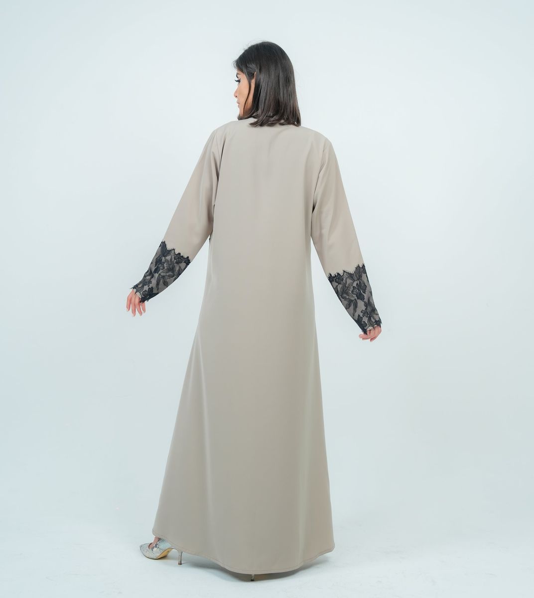Stylish Beige Abaya With Dantel Embellishments