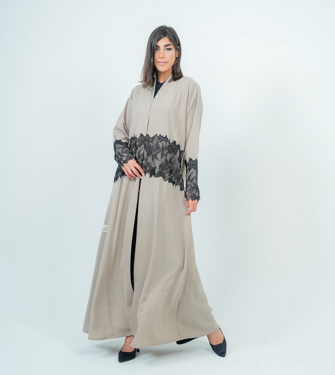 Stylish Beige Abaya With Dantel Embellishments