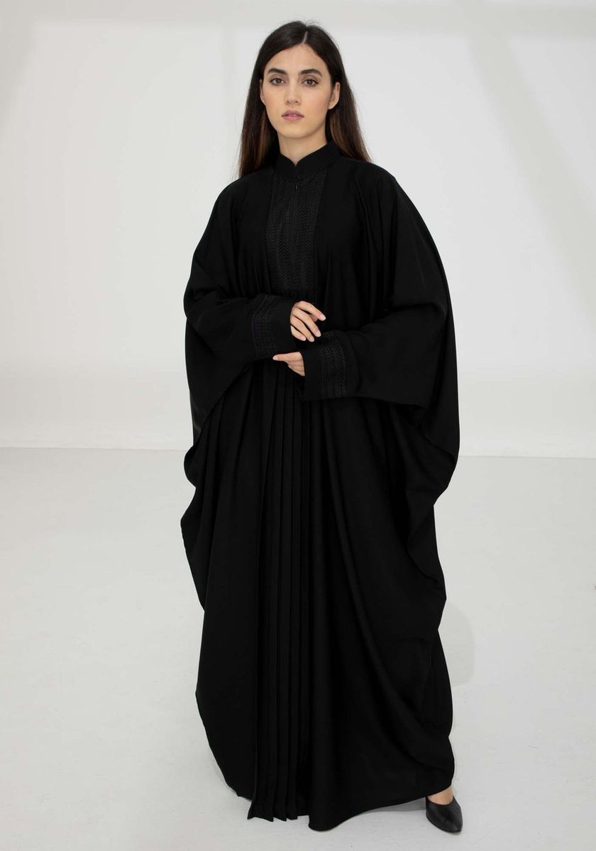 Elegant Black Nida Bisht with Lace Detailing Msquare Fashion - Women's Abayas 10