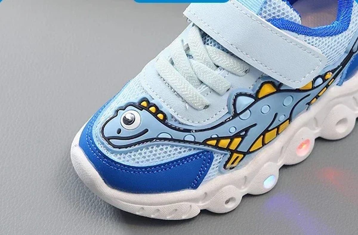 Kids LED Cartoon Sneakers with Breathable Mesh and Animal Print Kids LED Cartoon Sneakers with Breathable Mesh and Animal Print