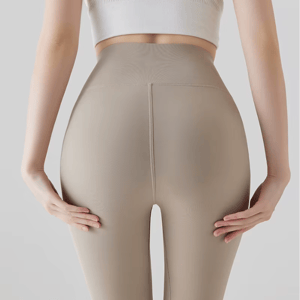 Seamless High-Waist Sharkskin Leggings for Women Fitness & Sports Seamless High-Waist Sharkskin Leggings for Women Fitness & Sports