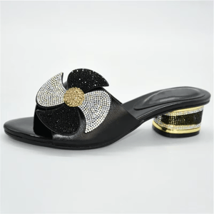 Elegant Floral Mid-Heel Sandals with Metal Decoration Design Elegant Floral Mid-Heel Sandals with Metal Decoration Design