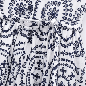 Elegant Embroidered Midi Dress with V-Neck and Belt Xnwmnz - Women's Midi Dresses 3