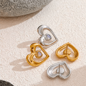 Exquisite Heart-Shaped Hollow Stud Earrings in Fashionable Stainless Steel