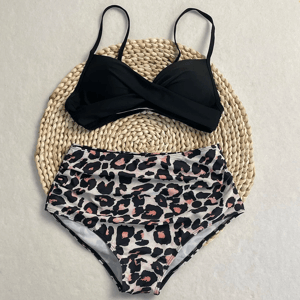 High Waist Bikini Set with Adjustable Fit and Leopard Print