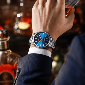 Stylish Quartz Wristwatch for Men with Luminous Display Curren - Women's Dress Watches 2