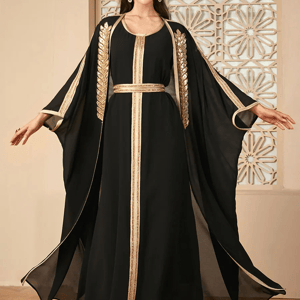 Stylish Two-Piece Sequin Jalabiya Set with Belt Detail Stylish Two-Piece Sequin Jalabiya Set with Belt Detail