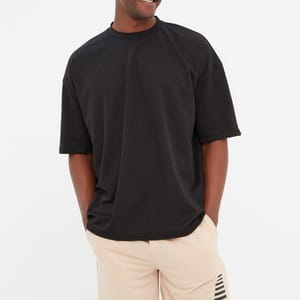 Regular Fit Solid Shorts - Casual Shorts 25