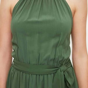Halter Neck Pleated Dress - Midi Dresses 28