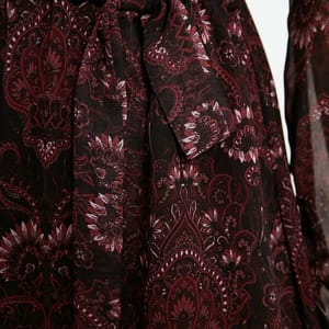 4_org_zoom Printed V-Neck Dress - Mini Dresses 23