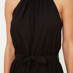 Halter Neck Pleated Dress - Midi Dresses 48