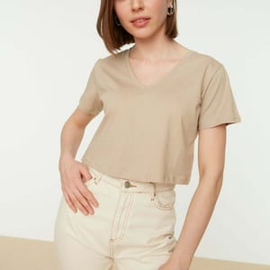 6_org_zoom V-Neck Crop T-Shirt - Casual T-Shirt 40