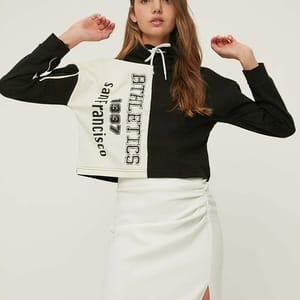 Black Stand Up Collar Printed Basic Thin Knitted Sweatshirt - Sweatshirts 18