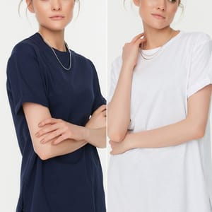 Trendyol - Women's Casual T-Shirt 28