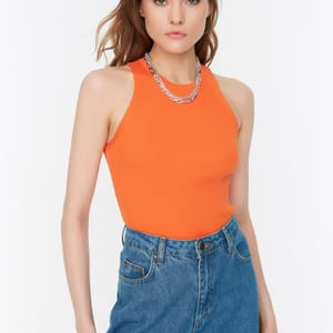 Black Crew Neck Sleeveless Ribbed Women's Top Black Crew Neck Sleeveless Ribbed Women's Top - Sleeveless Tops 37