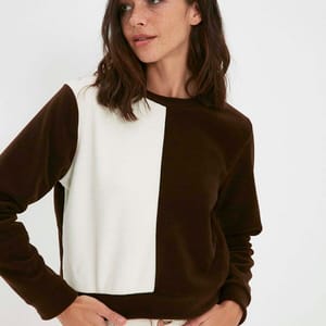 Two Tone Color Block Knitted Women's Sweatshirt Two Tone Color Block Knitted Women's Sweatshirt - Sweatshirts 46