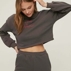 Printed Crop Sweatshirt - Sweatshirts 32