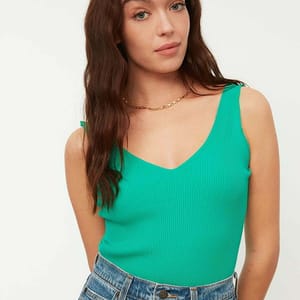 Green V Neck Ribbed Knitted Women's Top Green V Neck Ribbed Knitted Women's Top - Sleeveless Tops 17