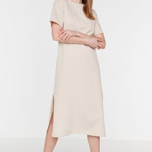 Trendyol - Women's Midi Dresses 1