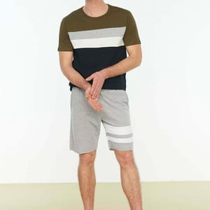 Men's Regular Fit Paneled Shorts - Sweat Shorts 26