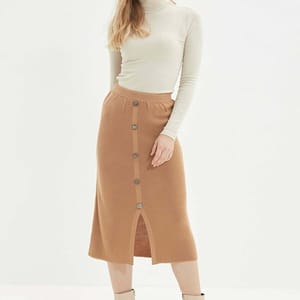 Button Detailed Knitwear Skirt Button Detailed Knitwear Skirt - Midi Skirts 19