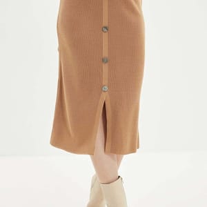 Button Detailed Knitwear Skirt Button Detailed Knitwear Skirt - Midi Skirts 20