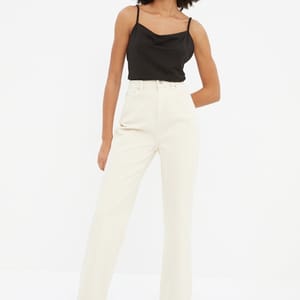 Trendyol - Women's Straight Jeans 20