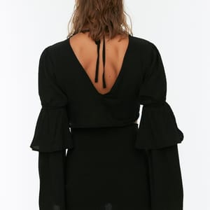 Plunge Neck Crop Top & Ruched Skirt Set - Skirts Sets 24